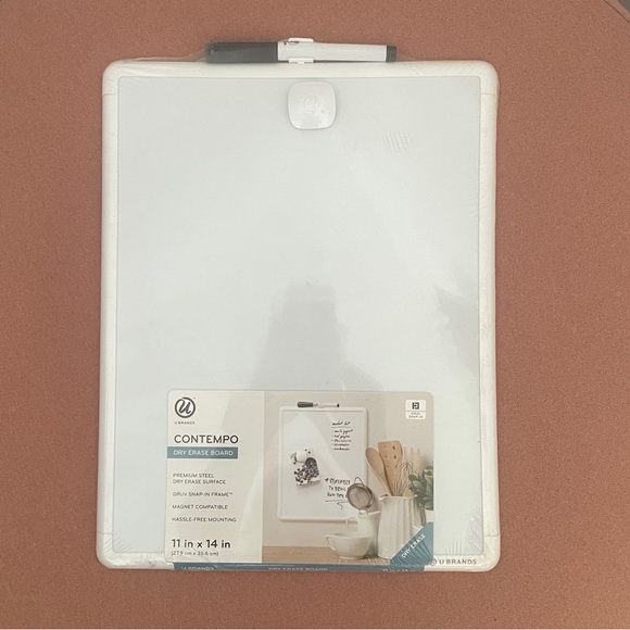 TARGET (SET OF 2) U BRANDS CONTEMPO WHITE MAGNETIC DRY ERASE BOARDS - Picture 8 of 10